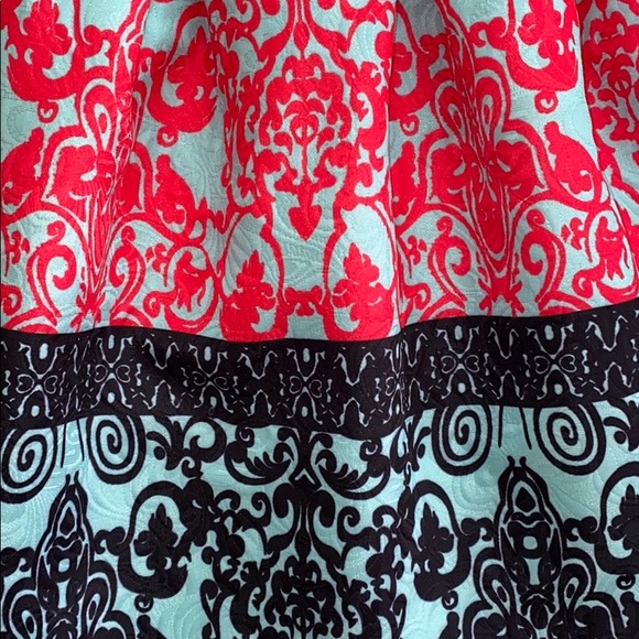 🆕$🔟SALE: Brand Unknown to me (in Asian language) Dress - Picture 8 of 8